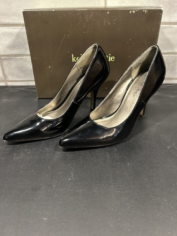 Kelly & Katie Natalie Shiny Black Elegant Leather Heels Pumps, Size 7