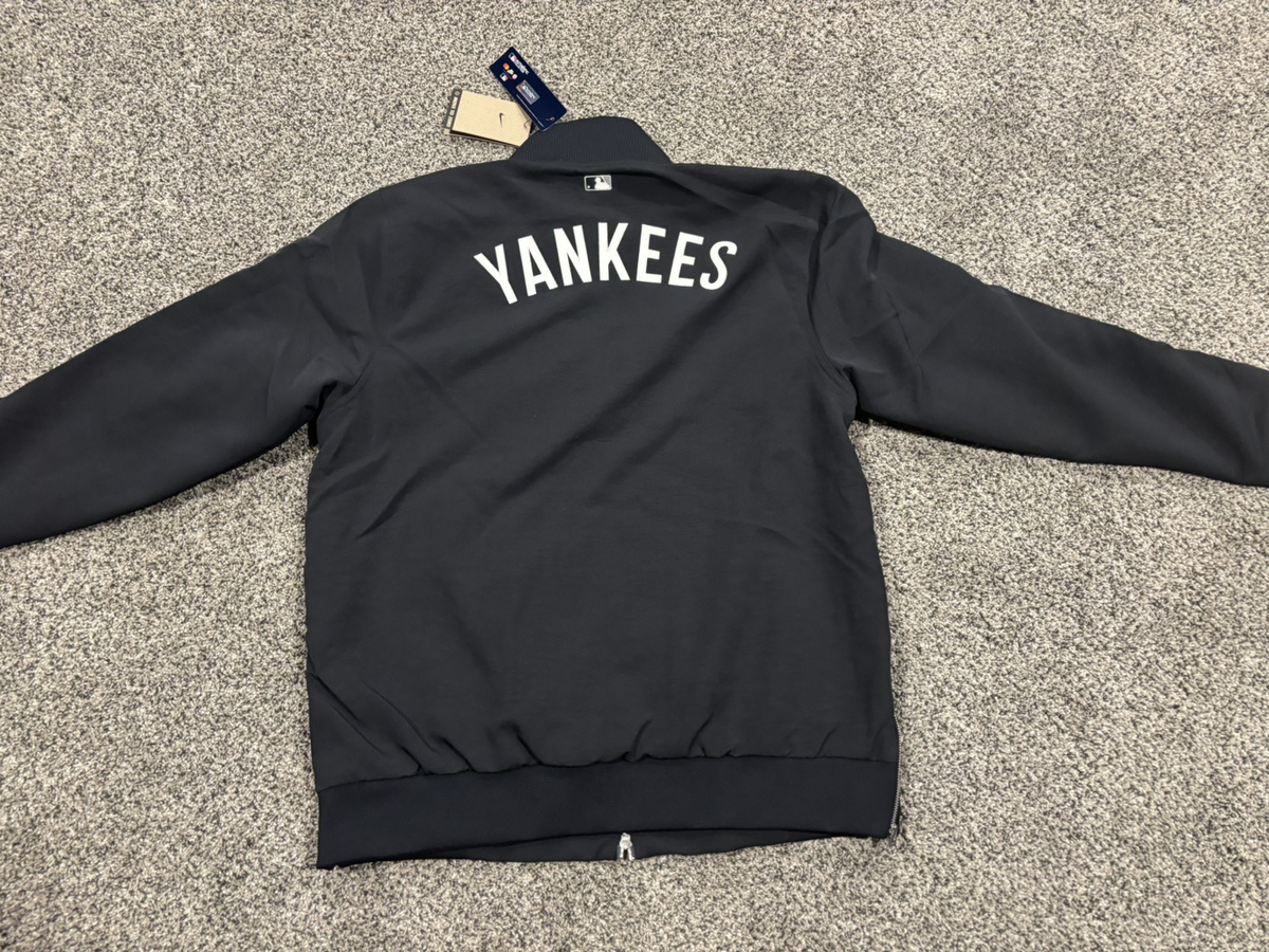 NIKE MLB ニューヨーク・ヤンキース ジャケットAuthentic Amazon.co.jp: [ナイキ] ニューヨーク・ヤンキース ジャケット