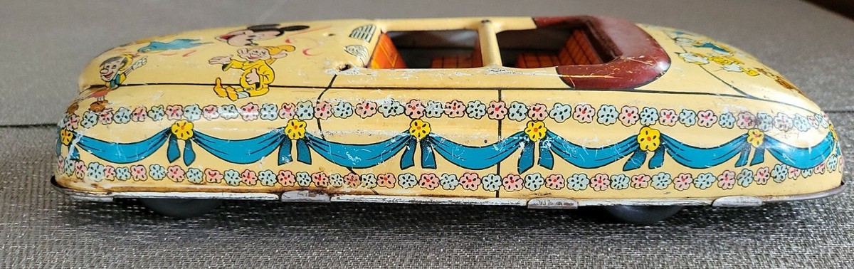 Vintage 1940's Disney Tin Car Wind-up Marx Mickey Mouse Parade
