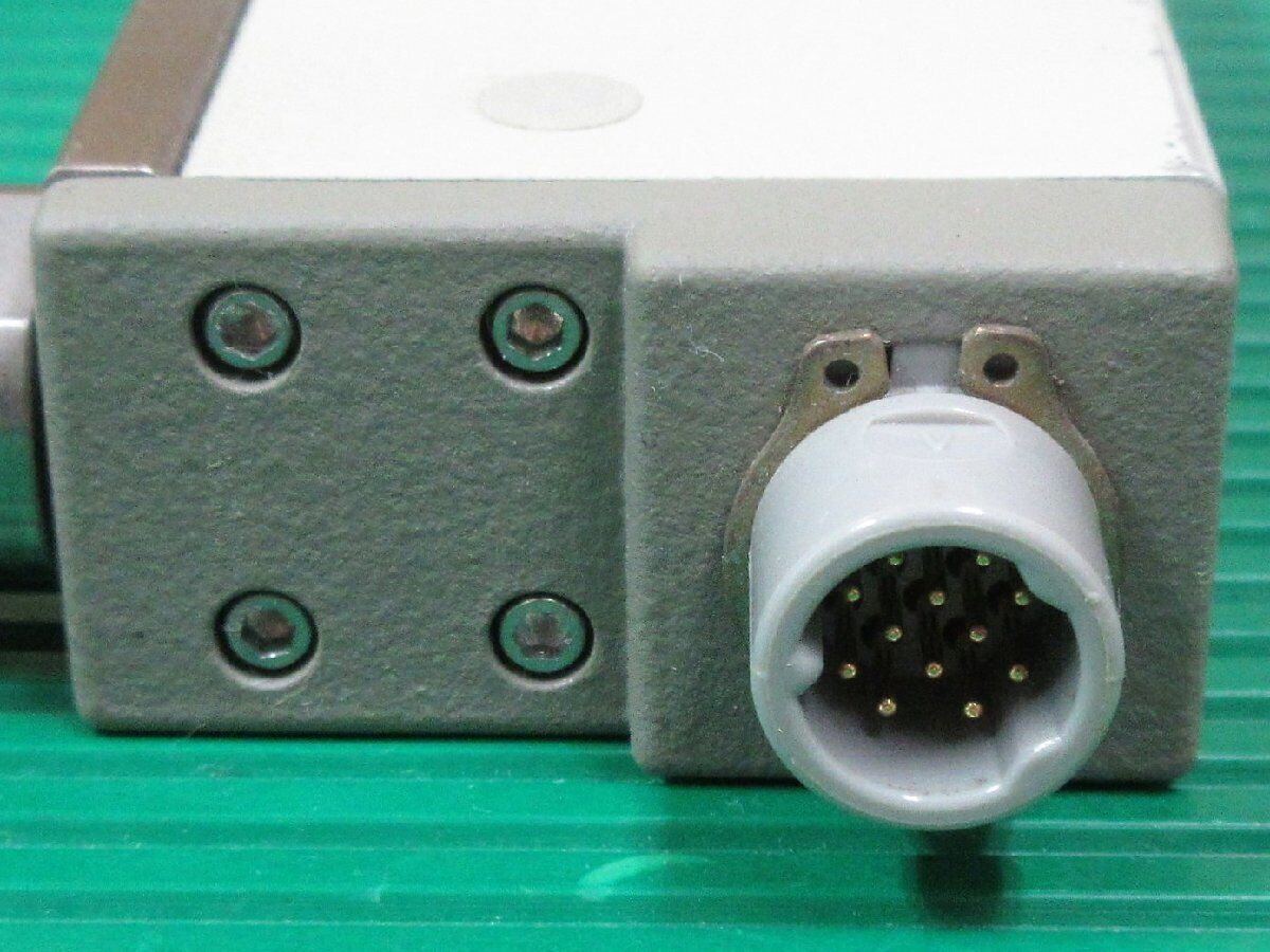 Agilent 8496H Programmable Step Attenuator 0-110dB DC-18GHz Agilent 8496H Programmable Step Attenuator 0-110dB DC-18GHz