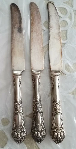 REED & BARTON FRENCH RENAISSANCE STERLING SILVER LUNCHEON  KNIVES
