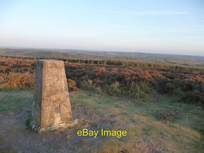 Foto 12x8 Exmoor : Brendon Hills - Haddon Hill Trig Point Hartford 2 c2010