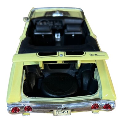 1972 CHEVY CHEVELLE SS CONVERTIBLE 1:18 Scale MAISTO SPECIAL