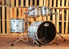 DW Collector's Maple Mahogany Pale Blue Oyster Drum Set - 22,10,12,16 SO 1313090