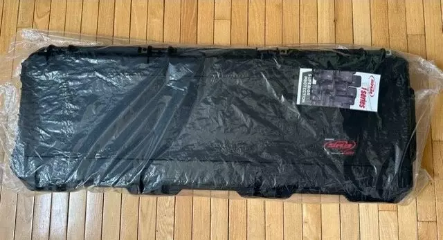 SKB 3i 4214 PRS Waterproof PRS Moulded Guitar Case With Wheels