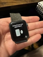 Apple Watch Series 4 Nike 44 mm Space Gray Aluminum Case with Anthracite/Black