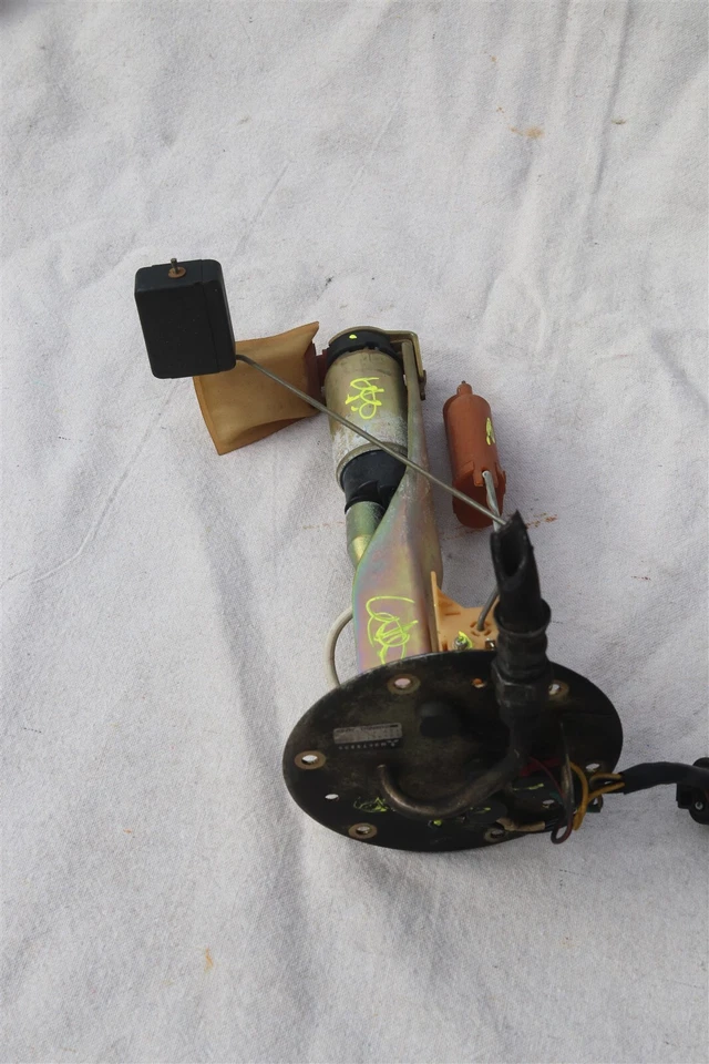 91-99 Mitsubishi 3000GT Non Turbo FWD Fuel Pump & Sending Unit  Foto 2 de 4