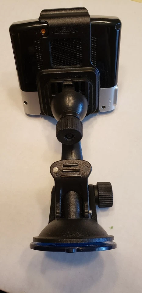 Magellan Maestro 3220 Automotive GPS  With Suction Mount (No Power Cord) Bundle - Image 4 of 4