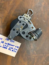 HARKEN 57MM SINGLE BLOCK W/ BECKET & ADJUSTABLE CAM CLEAT PN#186 L 5" LINE 12MM