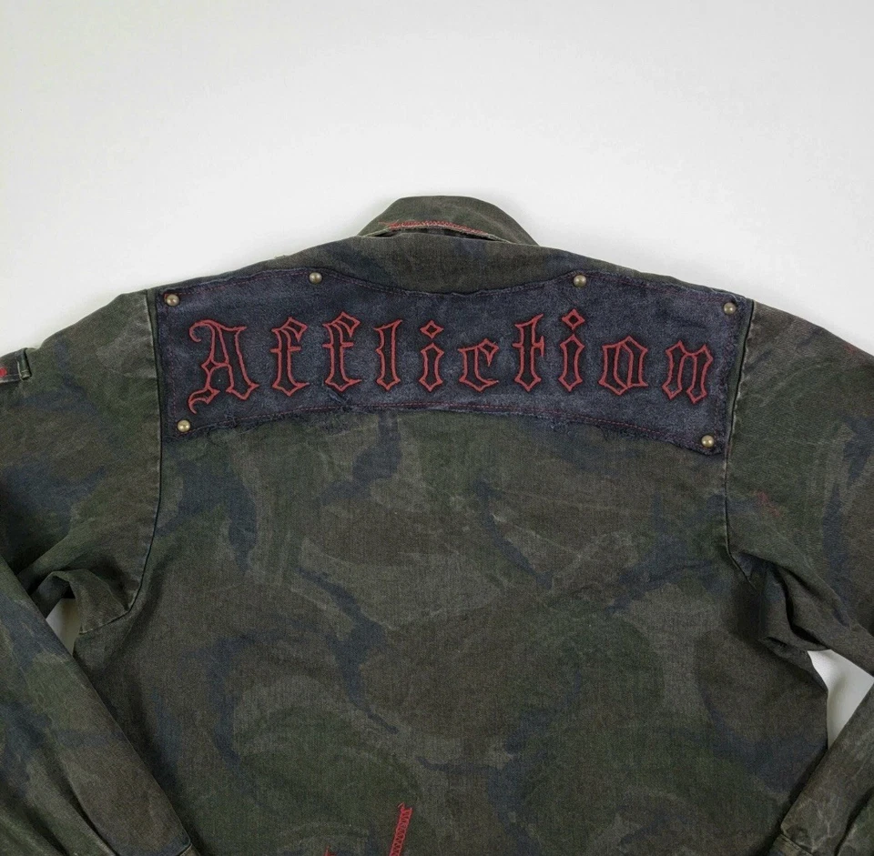 Chaqueta Denim Affliction Live Fast Premium Camuflada Estilo Militar Cremalleras S Snap EE. UU. Foto 2 de 4