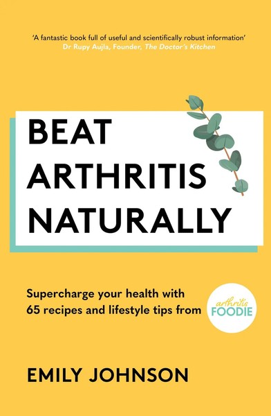 Beat Arthritis Naturally | Emily Johnson | Taschenbuch | Kartoniert / Broschiert-image