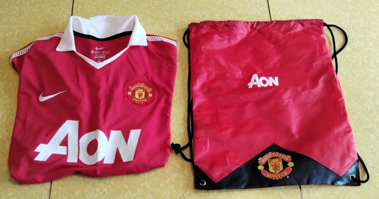 Nike Dri Fit Soccer Jersey Men’s XL Manchester United AON Authentic Vintage Bag