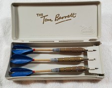 Vintage Unicorn The Tom Barrett Darts W/ Case - Feather Flights- Made In England