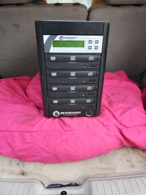 Disc Makers kANGURU SOLUTION-4 CD/DVD Duplicator Tower 1 -to-3