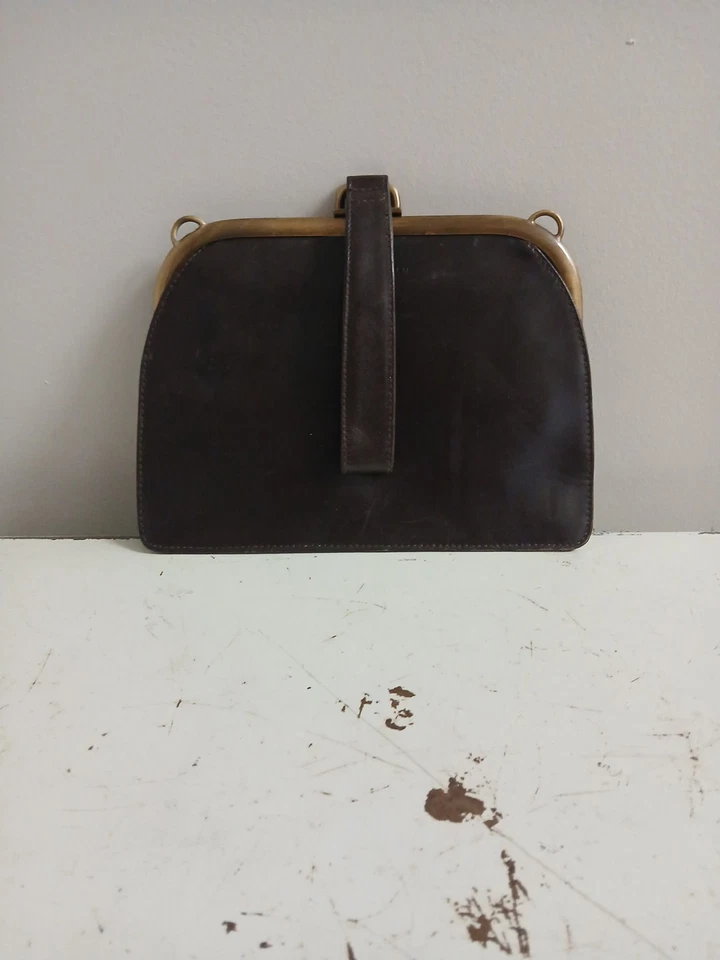 Hermoso Bolso de Mano Dries Van Noten Embellecido con Apliques Metálicos SIN CORREA Foto 2 de 3