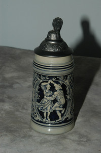 German Beer Stein with Lid, Blue/White, 7" Tall, 3-1/8" Diameter Base