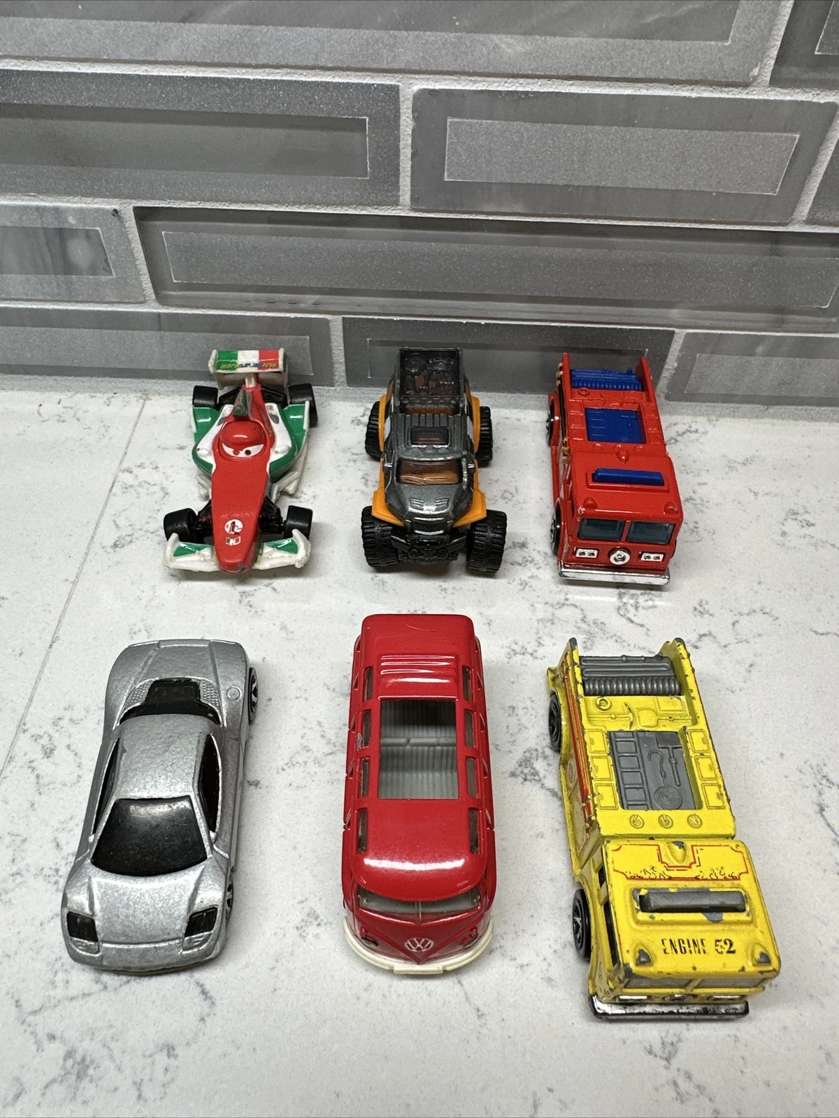 hot-wheels vários carros caminhões lote de 30 envio grátis 