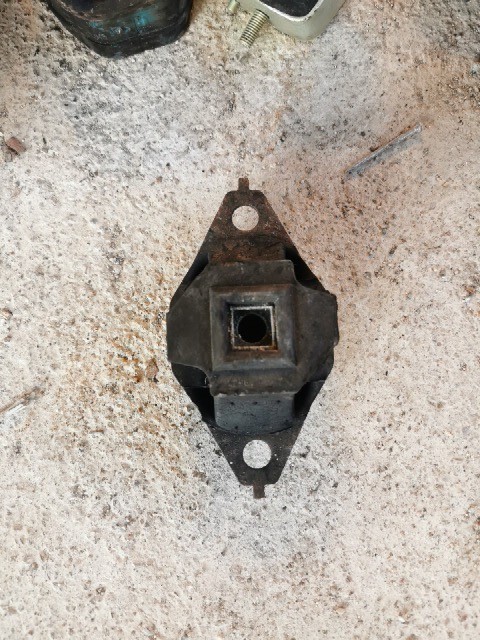 Foto 1 di 3