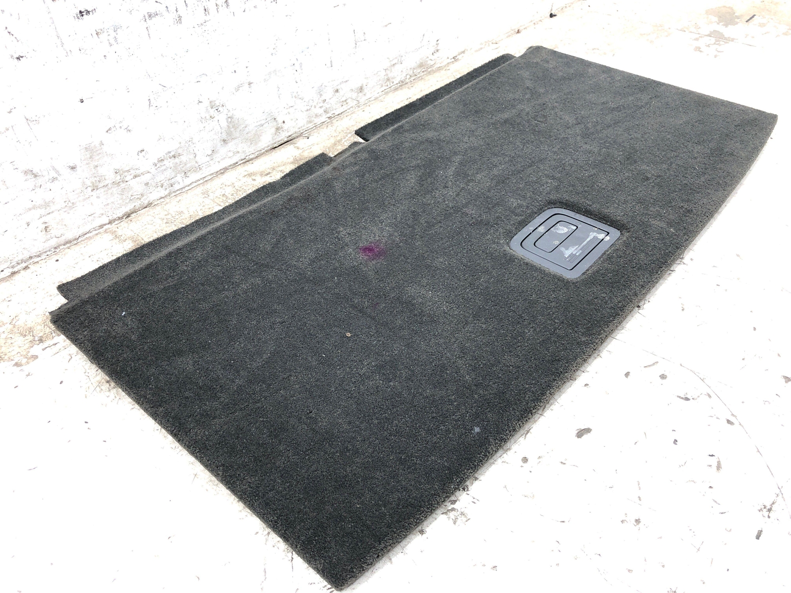 2016-2020 BENTLEY BENTAYGA REAR TRUNK CARPET FLOOR TRIM COVER PANEL OEM 2019