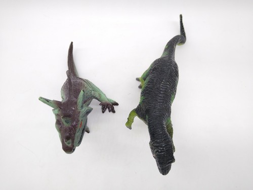 Dinosaur Figures Set of 2 - Assorted Brands Good Condition - Picture 7 of 10