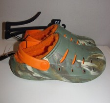 Zapatos zuecos camuflados forrados de vellón de tiburón resistentes para niños (talla 1) NUEVOS CON ETIQUETAS