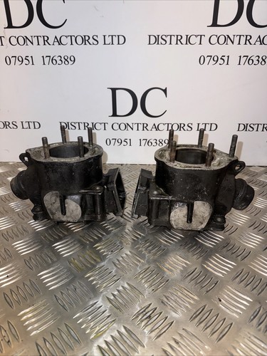 ORIGINAL OEM YAMAHA BANSHEE 350 BARRELS/CYLINDERS RIGHT BORE IS DAMAGED 65mm - 第 1/11 張圖片
