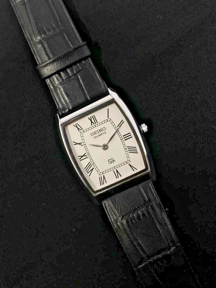 Reloj de pulsera vintage Seiko de cuarzo delgado para caballero - ENVÍO GRATUITO Foto 3 de 4