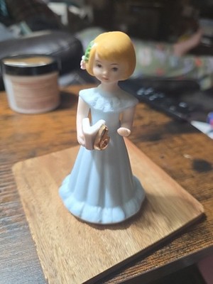 Enesco Growing Up Blonde Haired Girl Figurine - 6th Birthday Excellent Condition