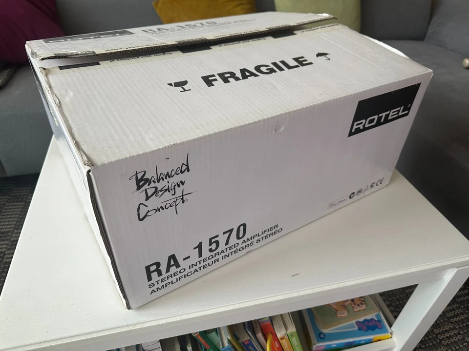 Rotel RA-1570 Integrated Amplifier - Bild 2 von 4