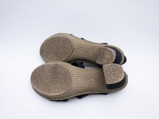Scarpe da indossare con completo elegante: guida Donna 2025