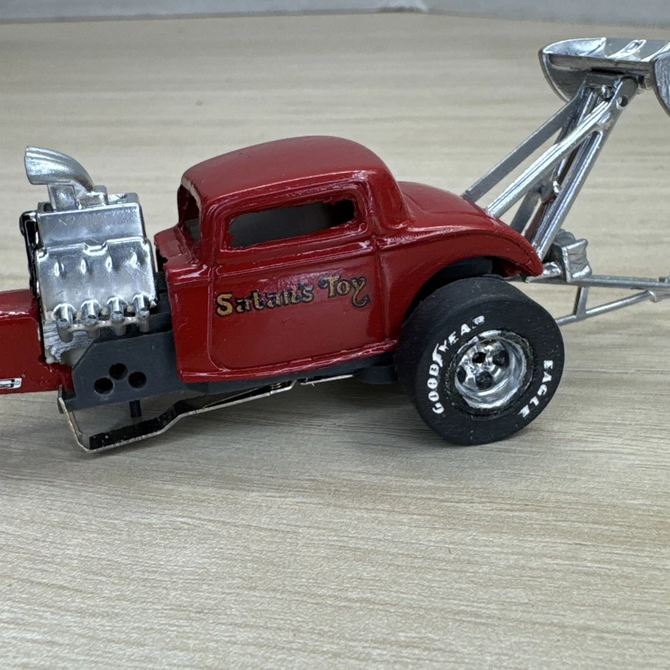 Carro de autorama personalizado HO "Brinquedo de Satanás" ’34 Coupe Dragster – Corpo de resina – 1 de 1 - Funciona - Imagem 4 de 4