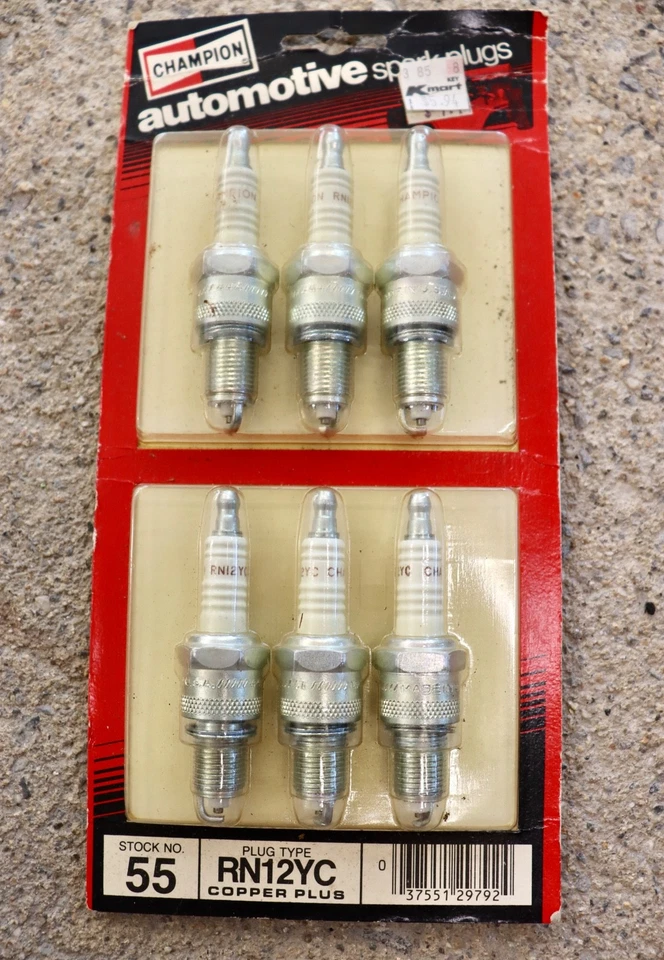 NEW OLD STOCK CHAMPION COPPER PLUS RN12YC SPARK PLUGS = SET OF 12 NEW IN BOX Foto 3 de 4