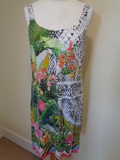 FERAUD WHITE AND MULTI ABSTRACT FLORAL PRINT SLEEVELESS T-SHIRT DRESS - SIZE 12