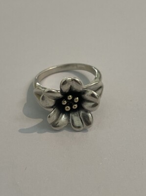 James Avery Retired Silver April Flower with 18kt Gold Center Ring
