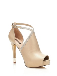 SCARPE TRONCHETTO SPUNTATA DONNA GUESS ORIGINAL FLHF31LEM09 PELLE P/E 2016 NEW SCARPE TRONCHETTO SPUNTATA DONNA GUESS ORIGINAL FLHF31LEM09 PELLE P/E 2016 NEW