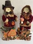 Vtg 17” Tall 2 wooden pilgrims. Beautiful for Thanksgiving on mantel, or table!