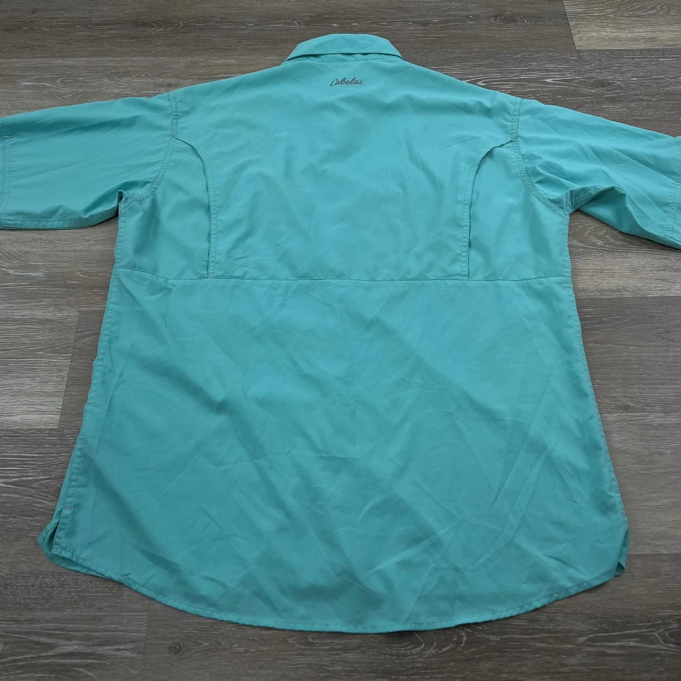 CABELA'S  Button Down Long Sleeve Skyblue Dress Shirt Men's Size Medium - Image 4 of 4