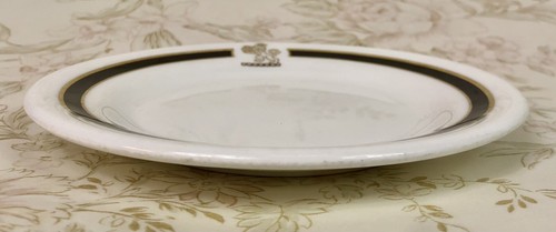 VINTAGE QE2 DINNER PLATE, CUNARD LINE, QUEENS GRILL, 1ST CLASS, WEDGWOOD - Picture 5 of 11