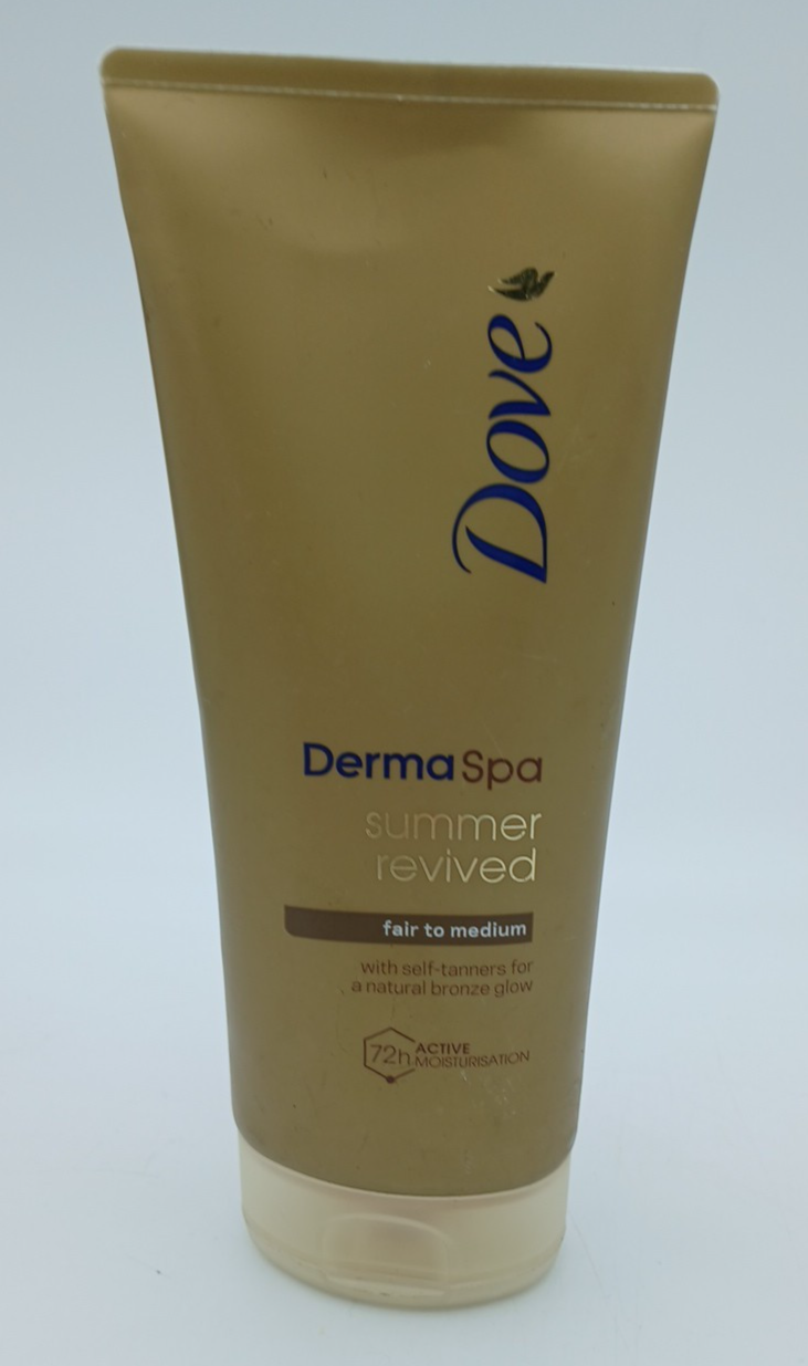 Dove DermaSpa Summer Revived Fair To Medium Skin Body Lotion - 200ml. M8
