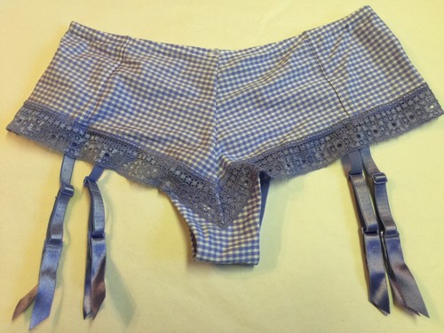 b.tempt'd Wacoal Checker Panty With Garter Straps Small size 5 Lavender 949170 - Picture 3 of 3