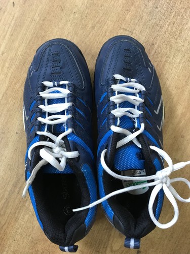 Boys Slazenger Trainers Size UK3 - Picture 5 of 6