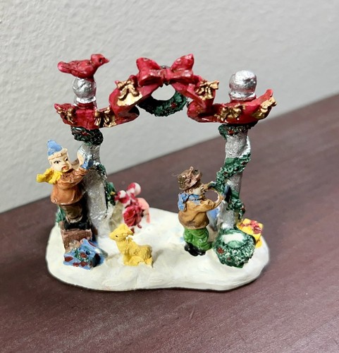 Christmas Village Figurines Accessories x4 Cobblestone Corner 2003 Tree Stand - Picture 9 of 11