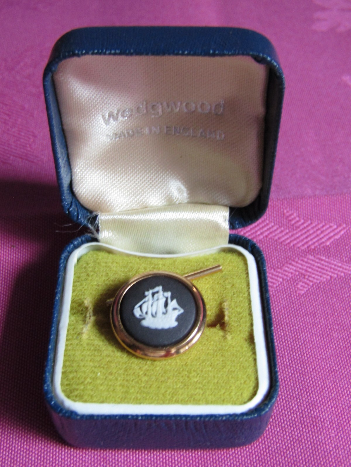 Picture 4 of 6