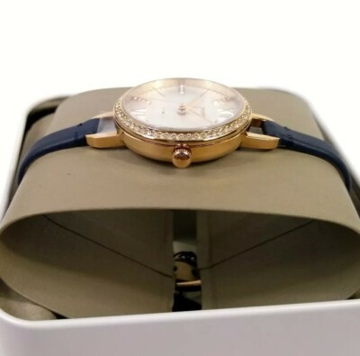 Fossil Women display picture 2