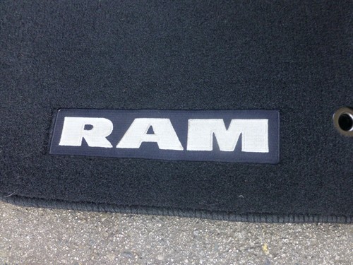 Dodge RAM Truck 3 Piece OEM Black Carpet Floor Mats 1EH68 1KT10 Fits 2013-2018 - Foto 5 di 7