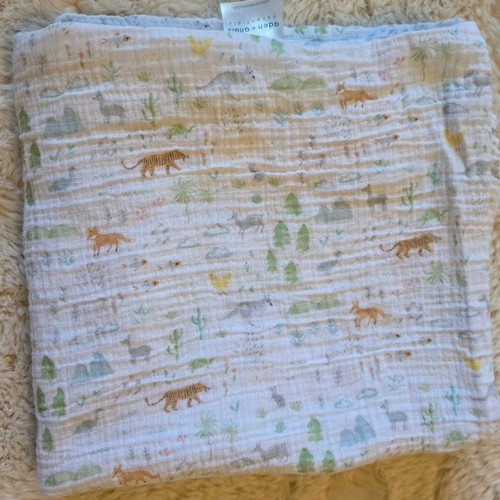 Aden + Anais Animal Outback Outdoor Jungle Print Lightweight Muslin Blanket - Picture 1 of 4