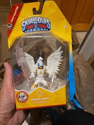 ACTIVISION Skylanders Trap Team Knight Light Trap Master Light Element NEW SEALED