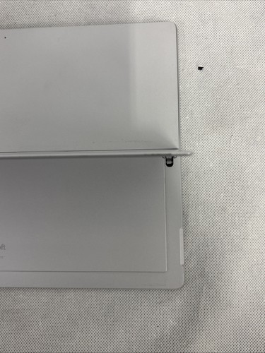 Microsoft Surface Pro 5 12,3" (256 GB, Intel i5 7ª generación, 8 GB) *Arañado* - Imagen 13 de 19