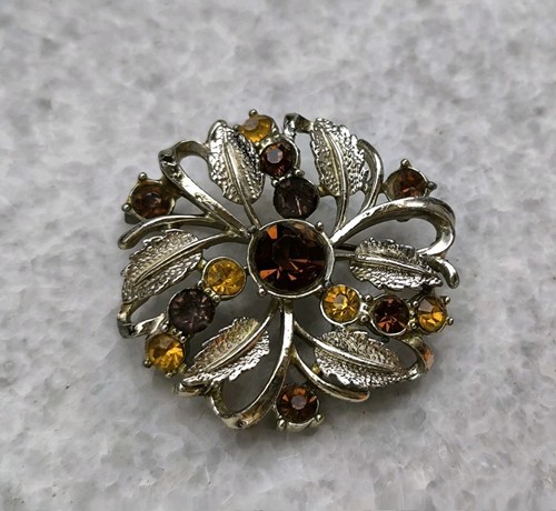 Brown vintage brooch - Picture 2 of 7