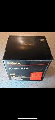 [NEUWERTIG++] Sigma AF 30mm f/1.4 EX DC Objektiv für Sony Minolta A Mount aus JAPAN